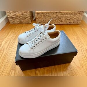 Excellent Condition! Thursday Boot Co. Everyday Women's Premier Low Top - White